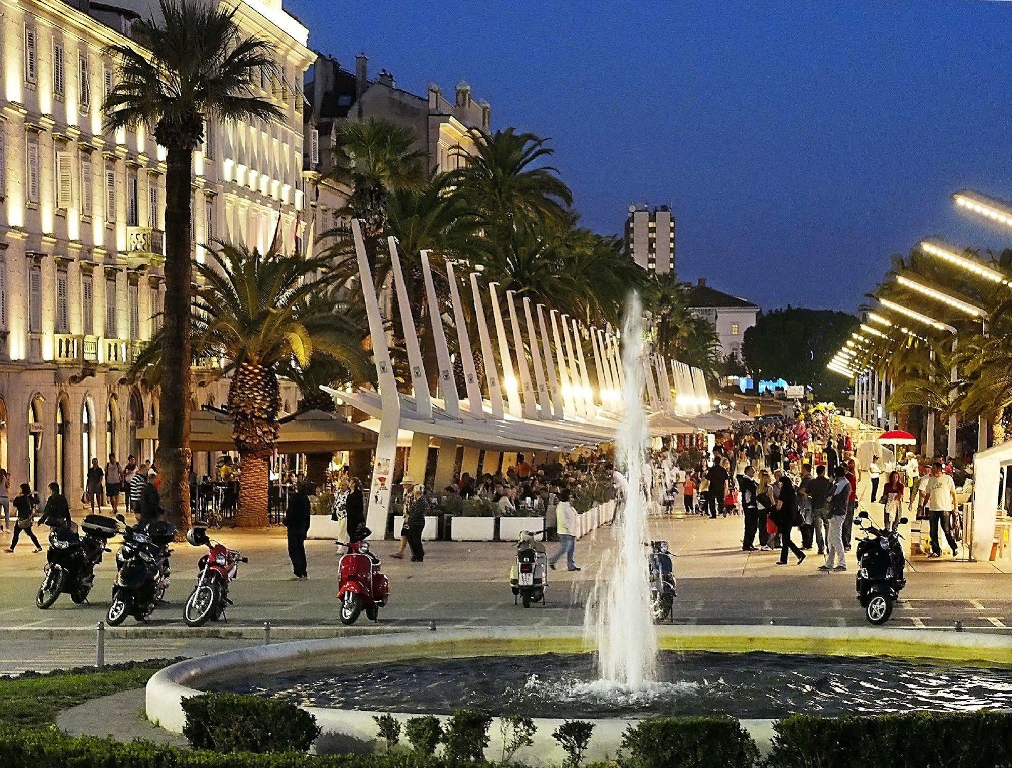 Starlight Luxury Gjestgiverier Split